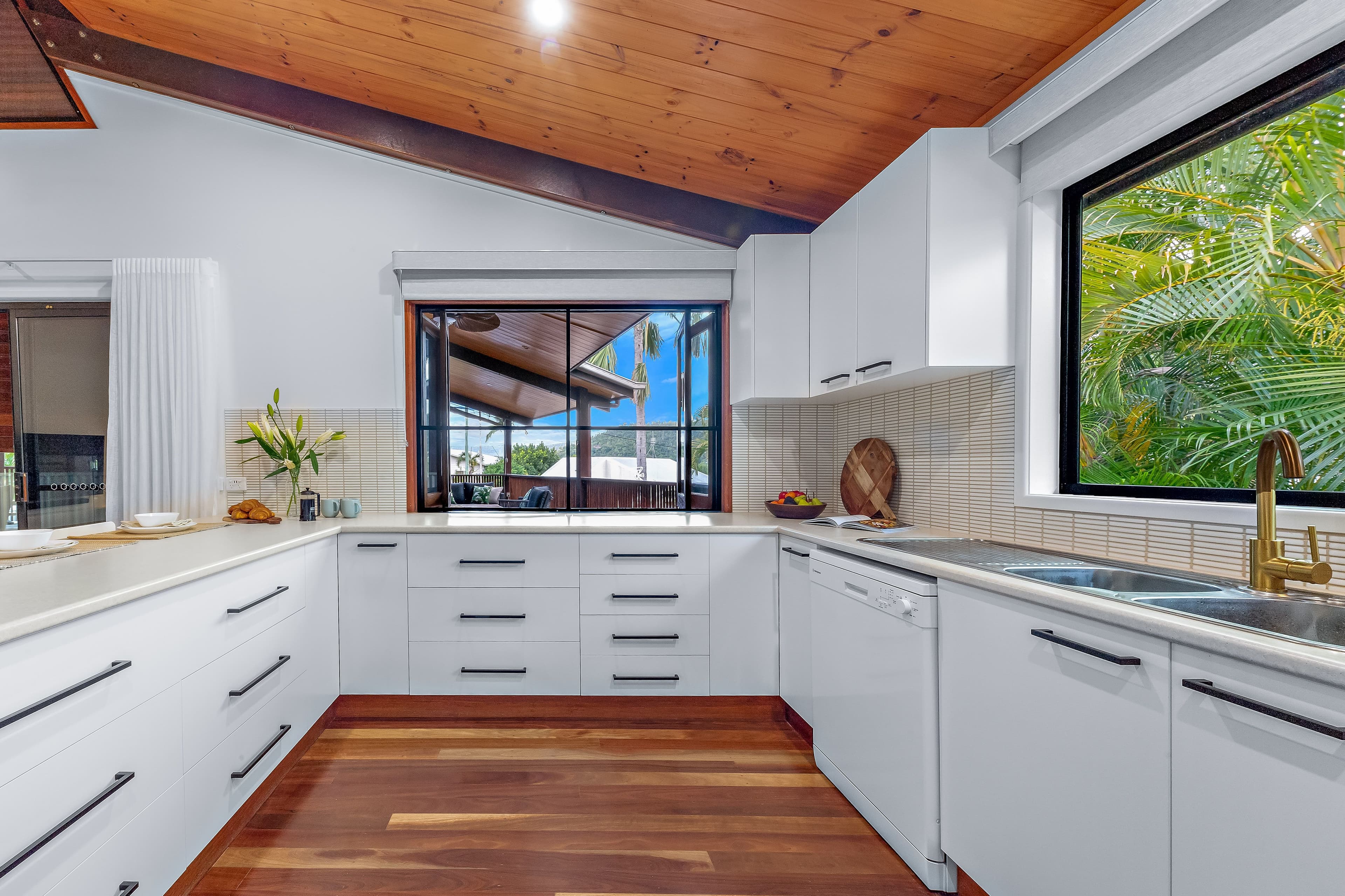 20 Stewart Drive, Cannonvale QLD 4802, Cannonvale - Thumbnail 7