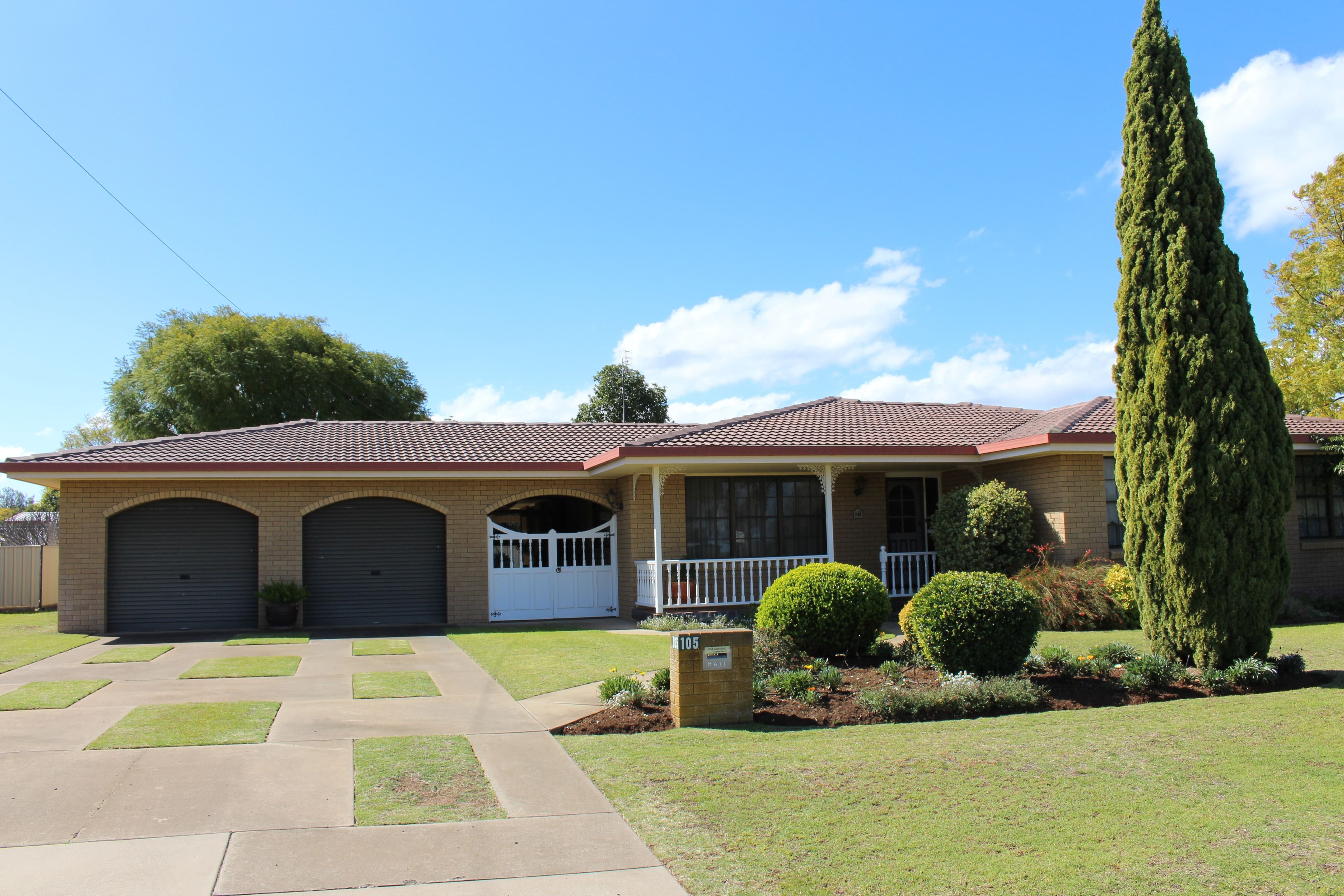 105 Hill Street East, Pittsworth QLD 4356, Pittsworth - Thumbnail 2
