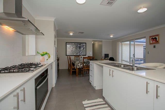 8 Charlton Way, BRABHAM WA 6055, Brabham - Thumbnail 3