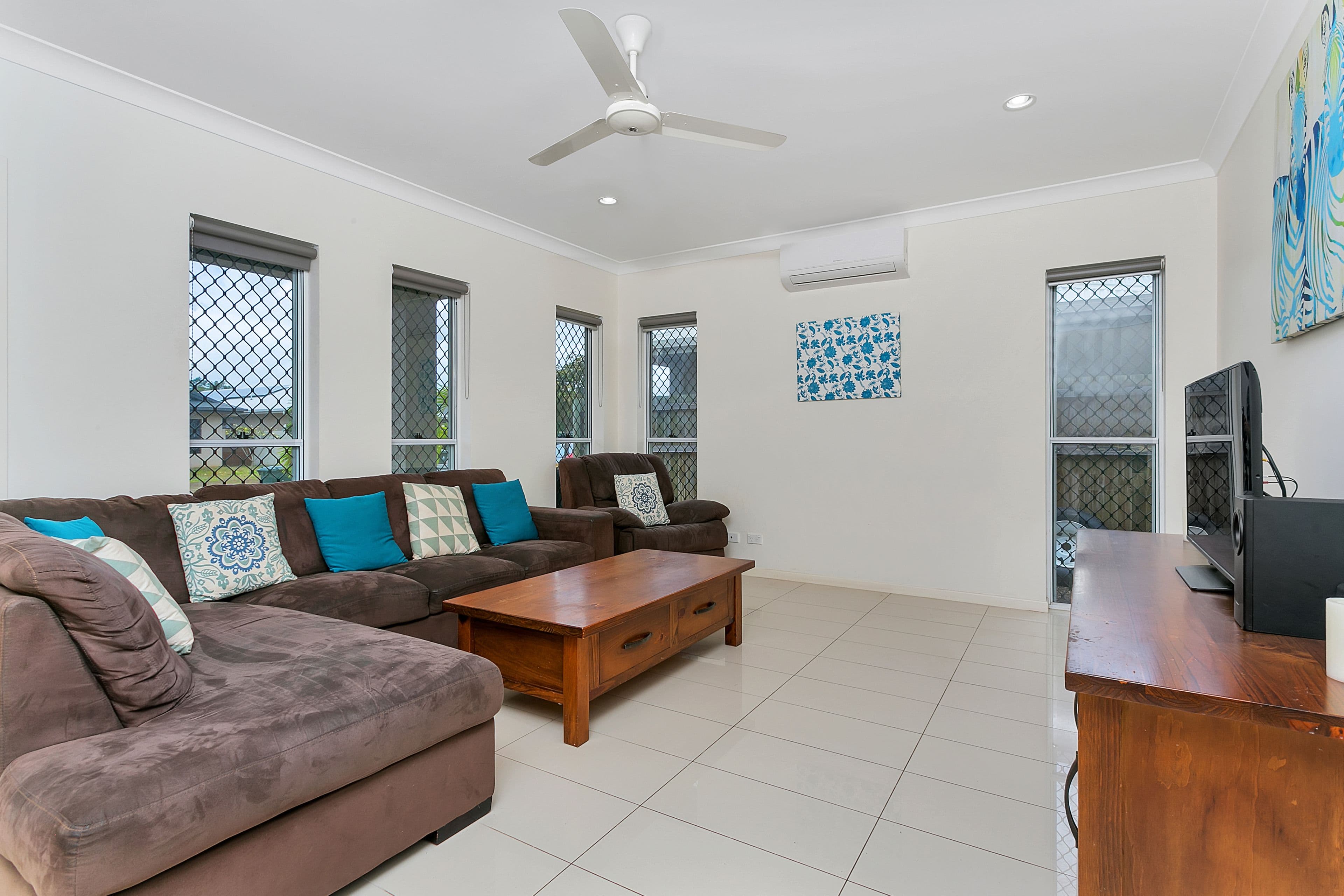 23 Landsborough Drive, Smithfield QLD 4878, Smithfield - Thumbnail 2
