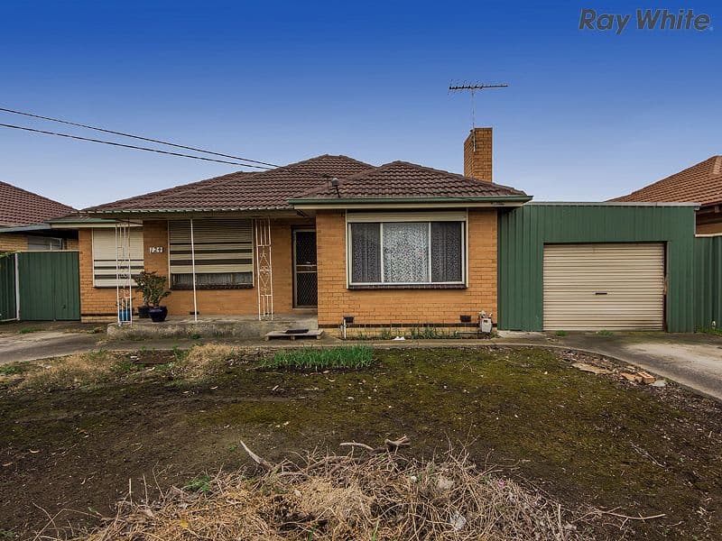 124 Main Road East, St Albans VIC 3021, St Albans - Image 1