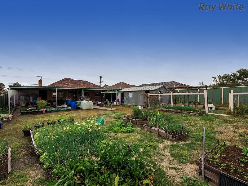 124 Main Road East, St Albans VIC 3021, St Albans - Thumbnail 5