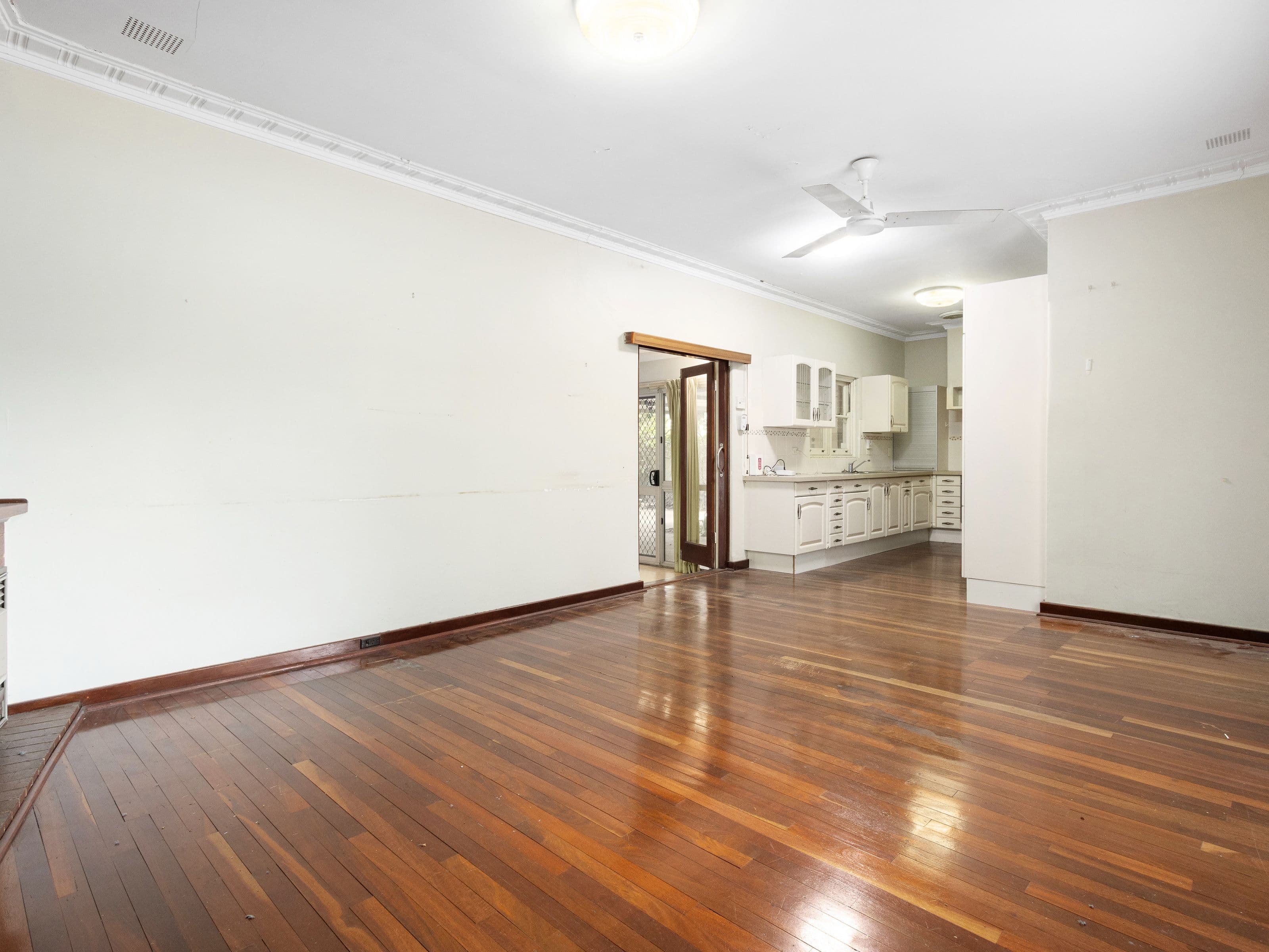 19 Windfield Road, Melville WA 6156, Melville - Thumbnail 7
