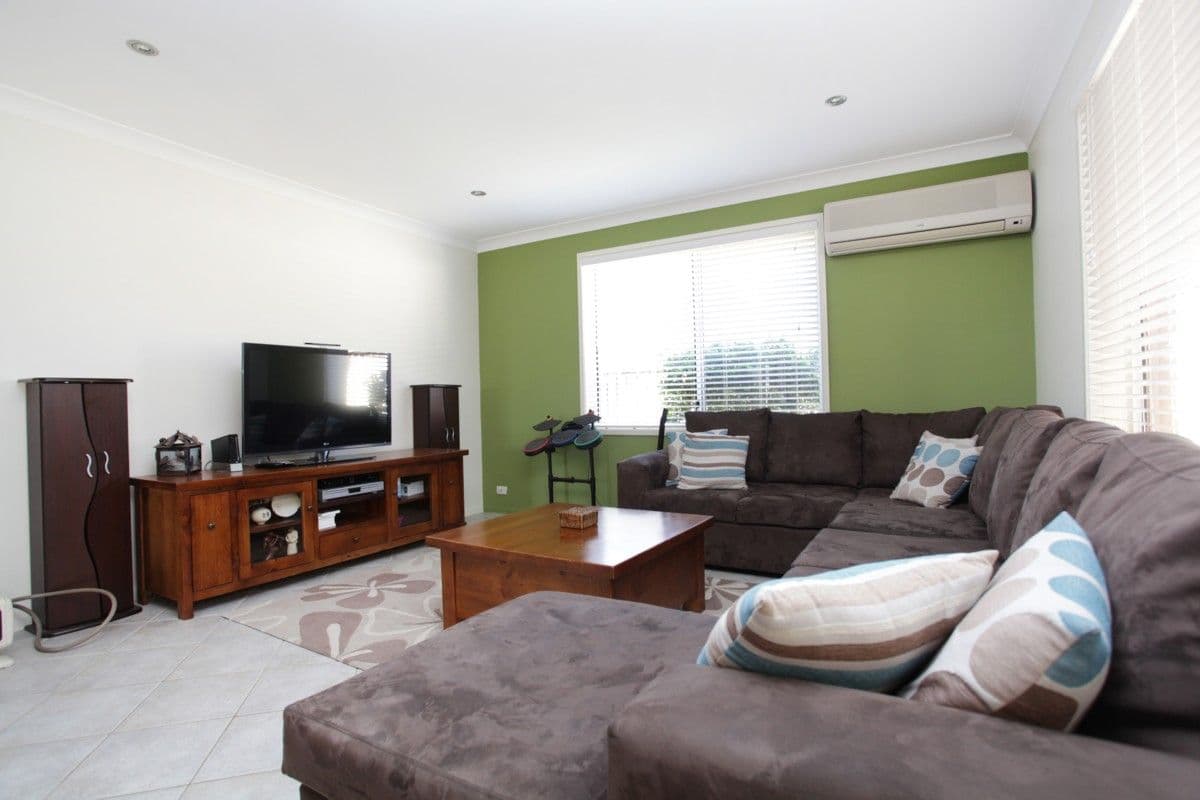 1 Carex Close, GLENMORE PARK NSW 2745, Glenmore Park - Thumbnail 2