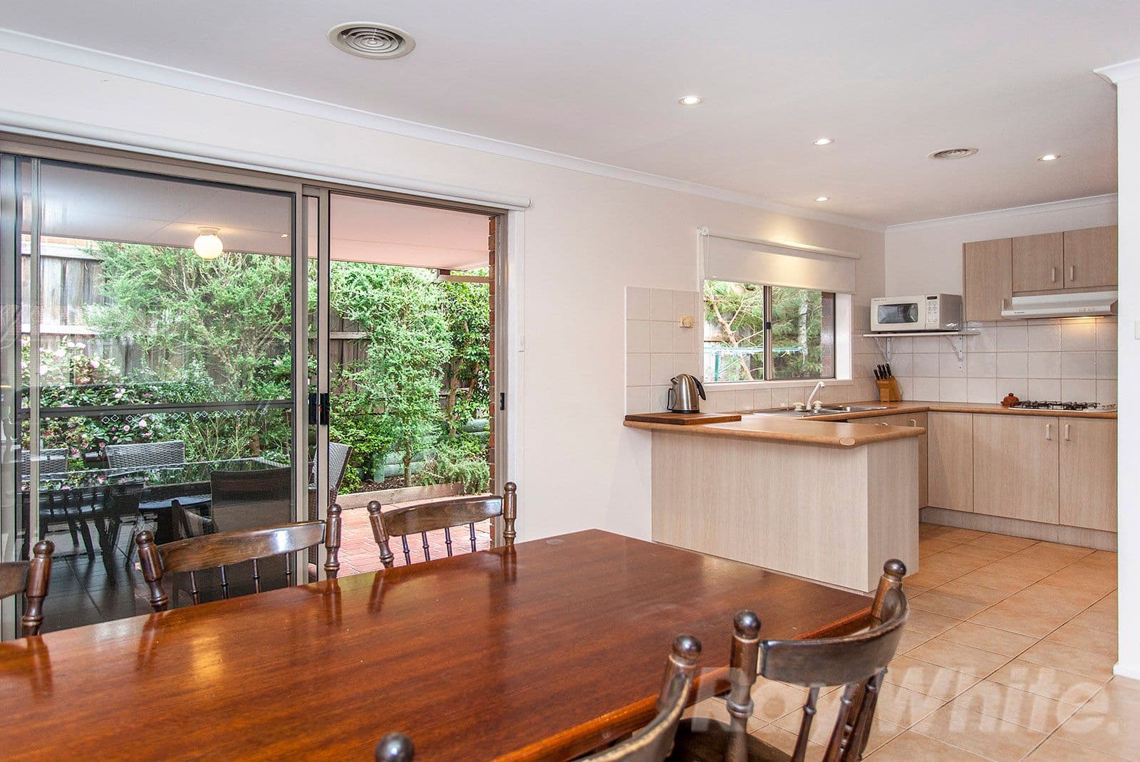 26 Sandon Circuit, Forest Hill VIC 3131, Forest Hill - Thumbnail 3