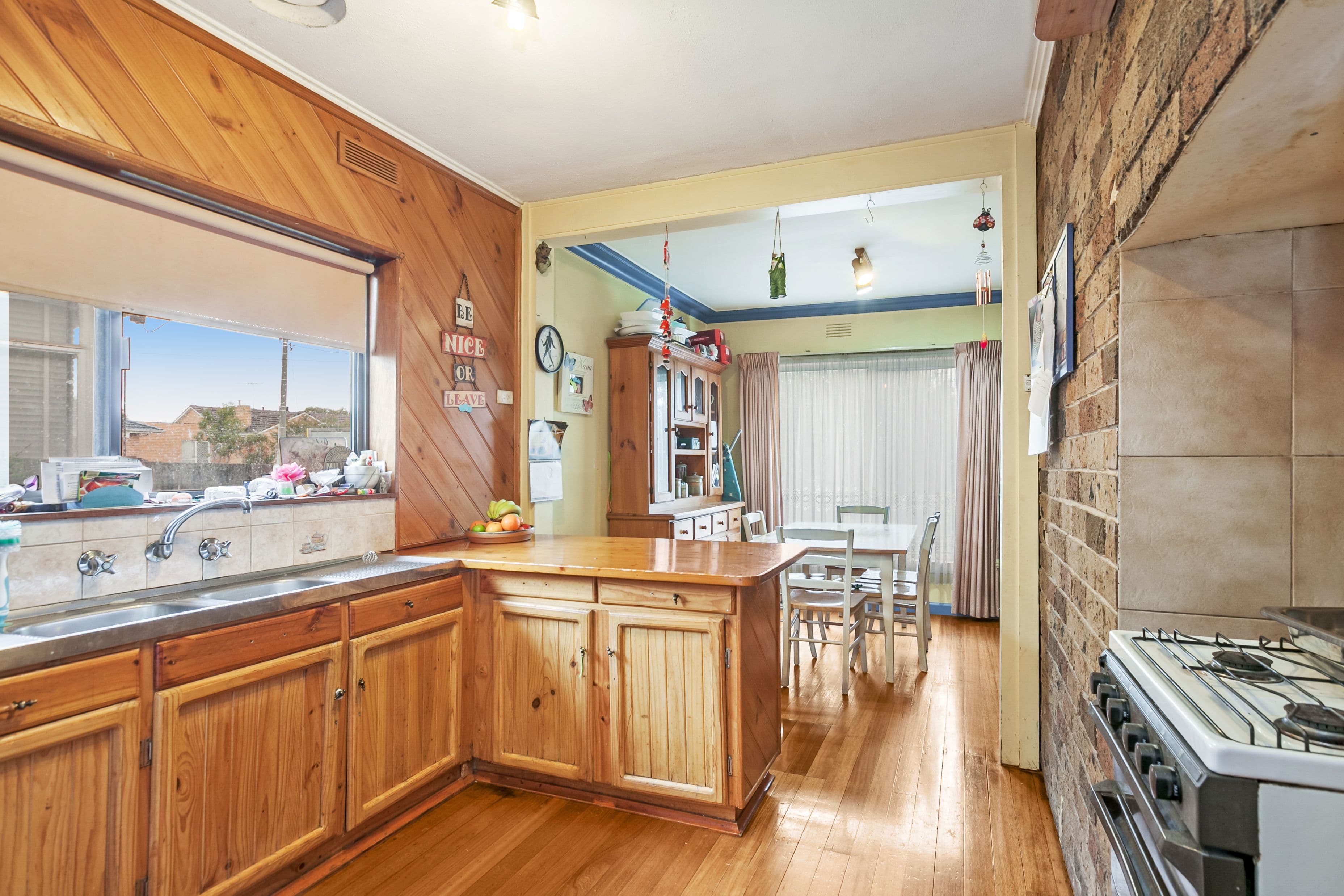 22 Locher Avenue, Reservoir VIC 3073, Reservoir - Thumbnail 4