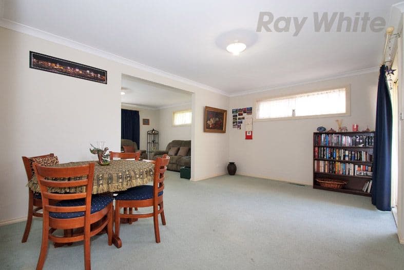 4 Charles Street, KILSYTH VIC 3137, Kilsyth - Thumbnail 3