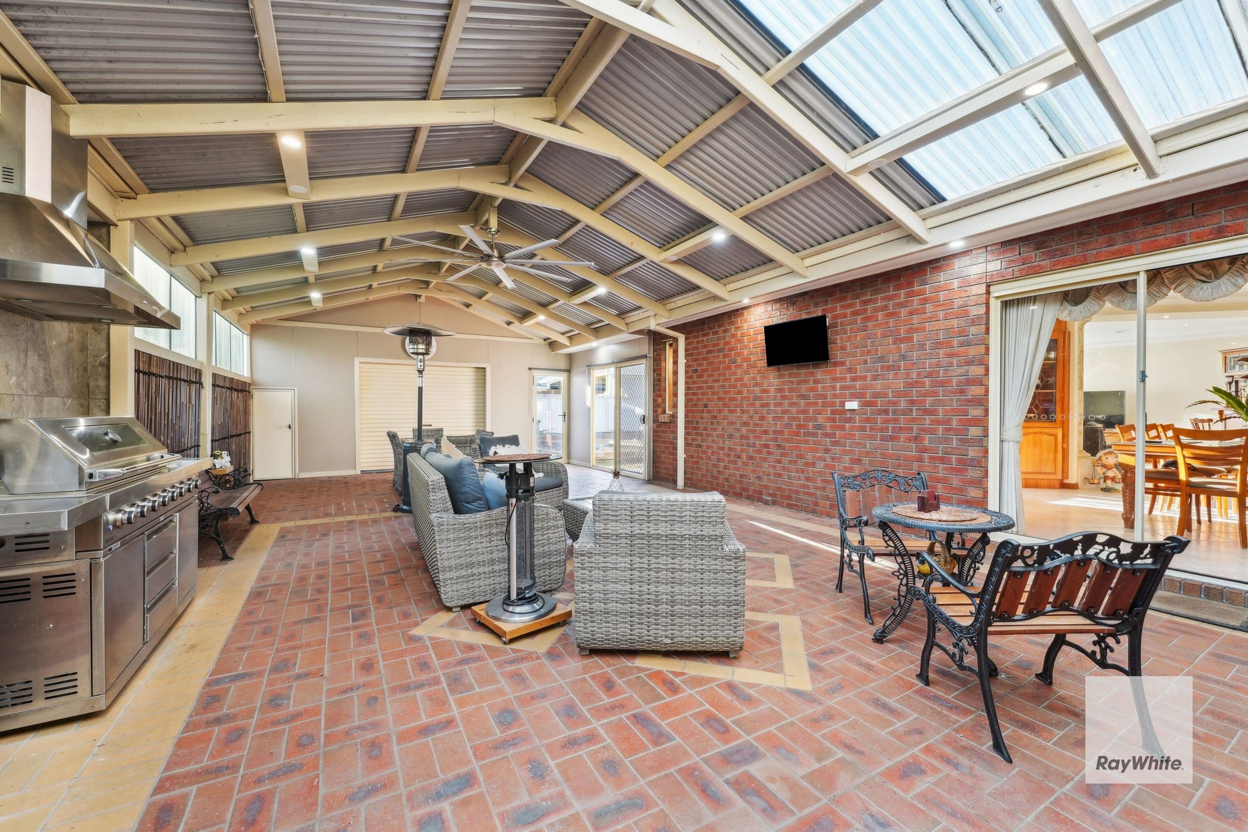 47 Blackman Crescent, Taylors Lakes VIC 3038, Taylors Lakes - Thumbnail 2