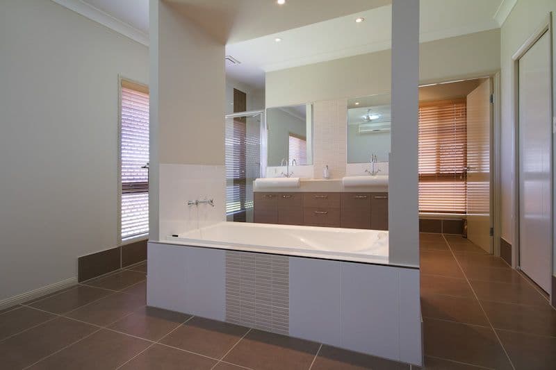 4 Capricorn Street, BENTLEY PARK QLD 4869, Bentley Park - Thumbnail 8