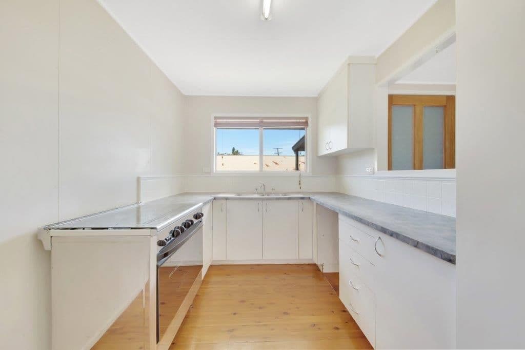 33 Dalrymple Drive, Toolooa QLD 4680, Toolooa - Thumbnail 3