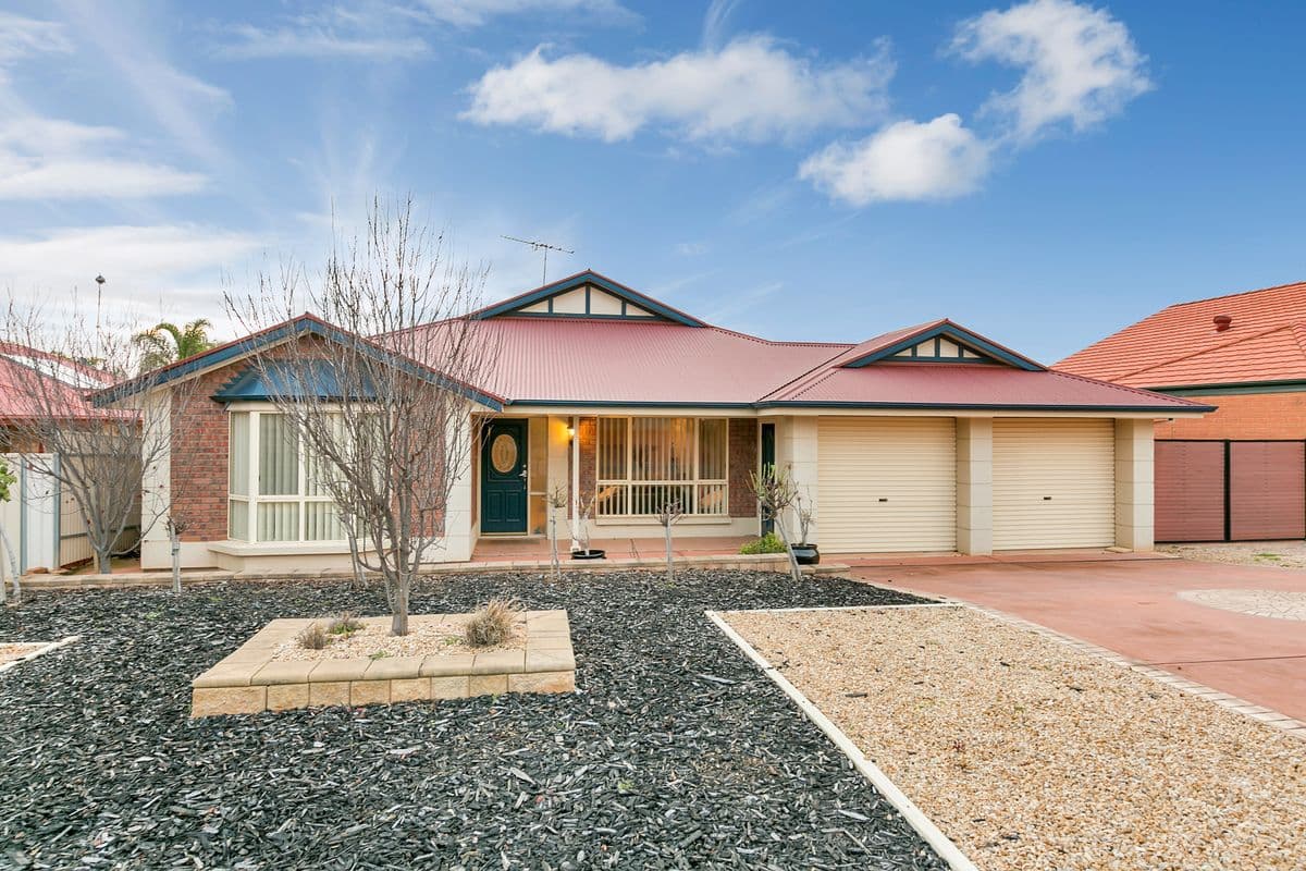 4 Chestnut Grove, BLAKEVIEW SA 5114, Blakeview - Image 1