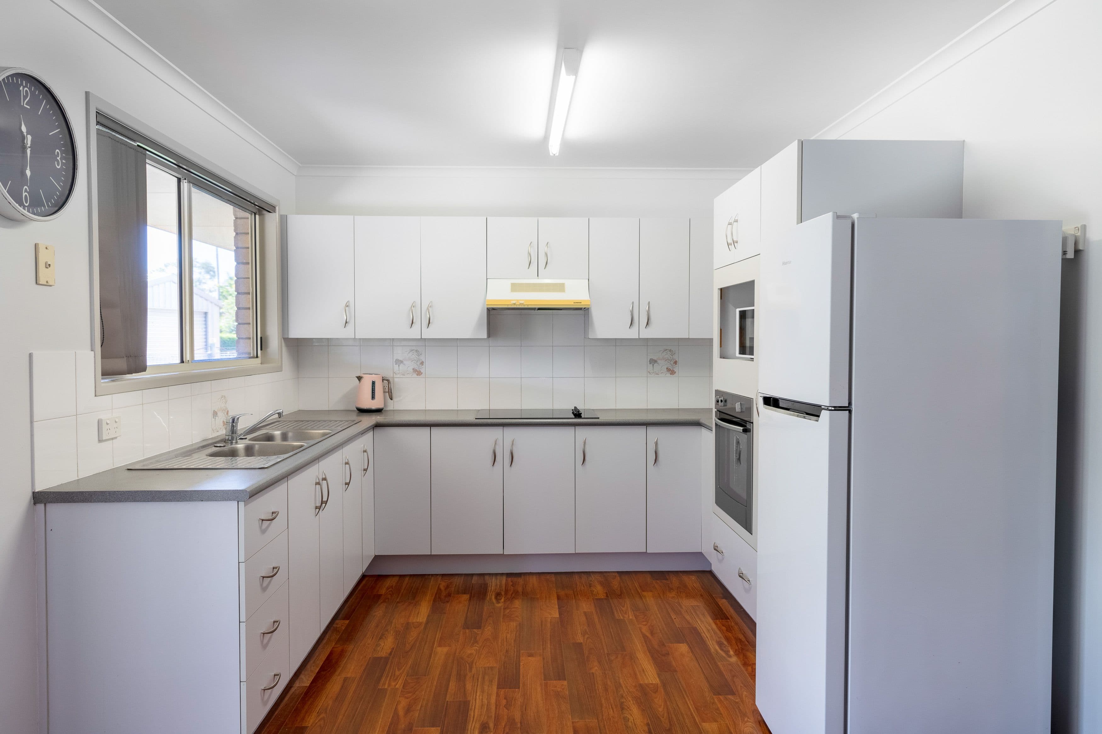 2 Barbara Court, Emerald QLD 4720, Emerald - Thumbnail 3