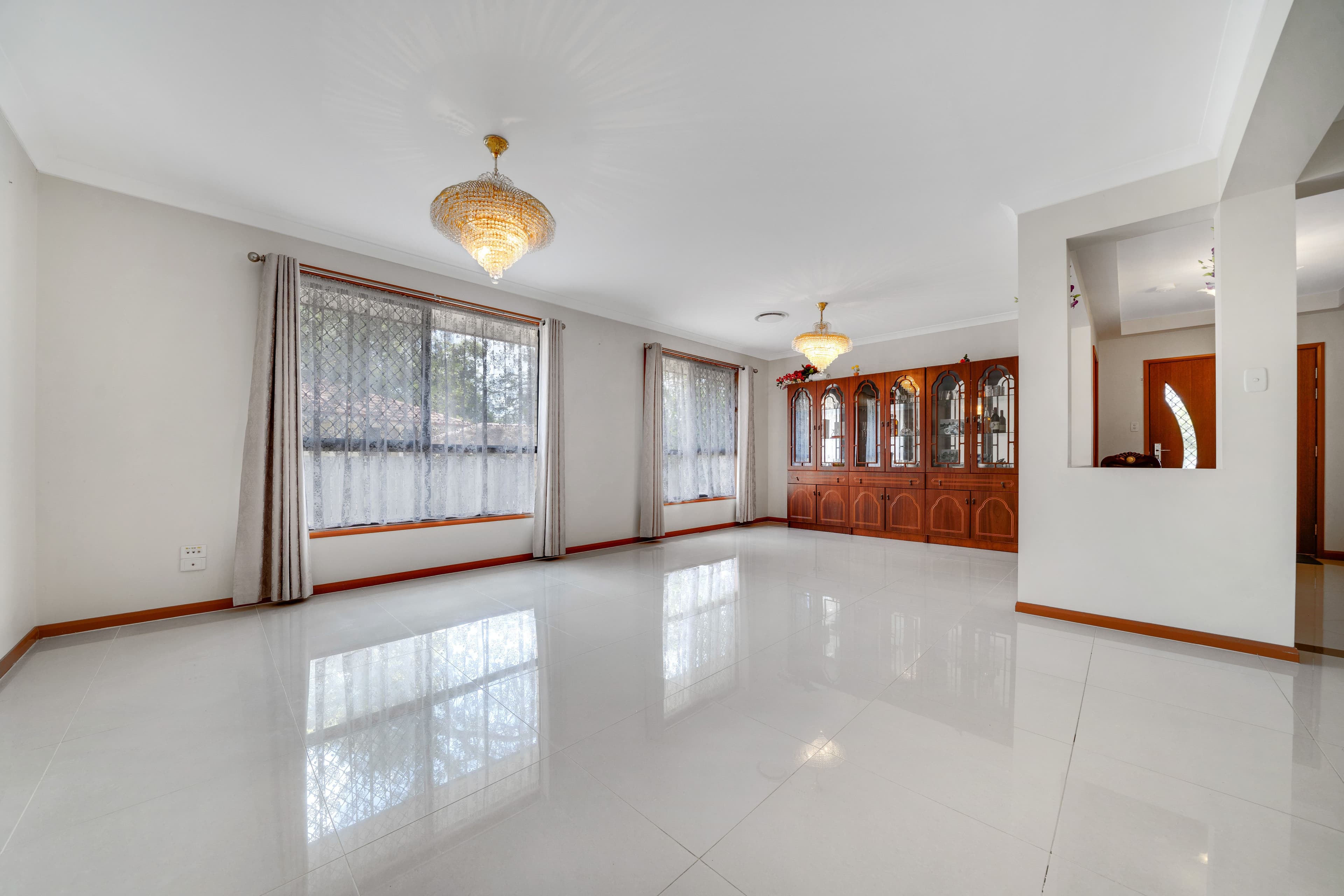 20 Bruce Crescent, Loganlea QLD 4131, Loganlea - Thumbnail 2