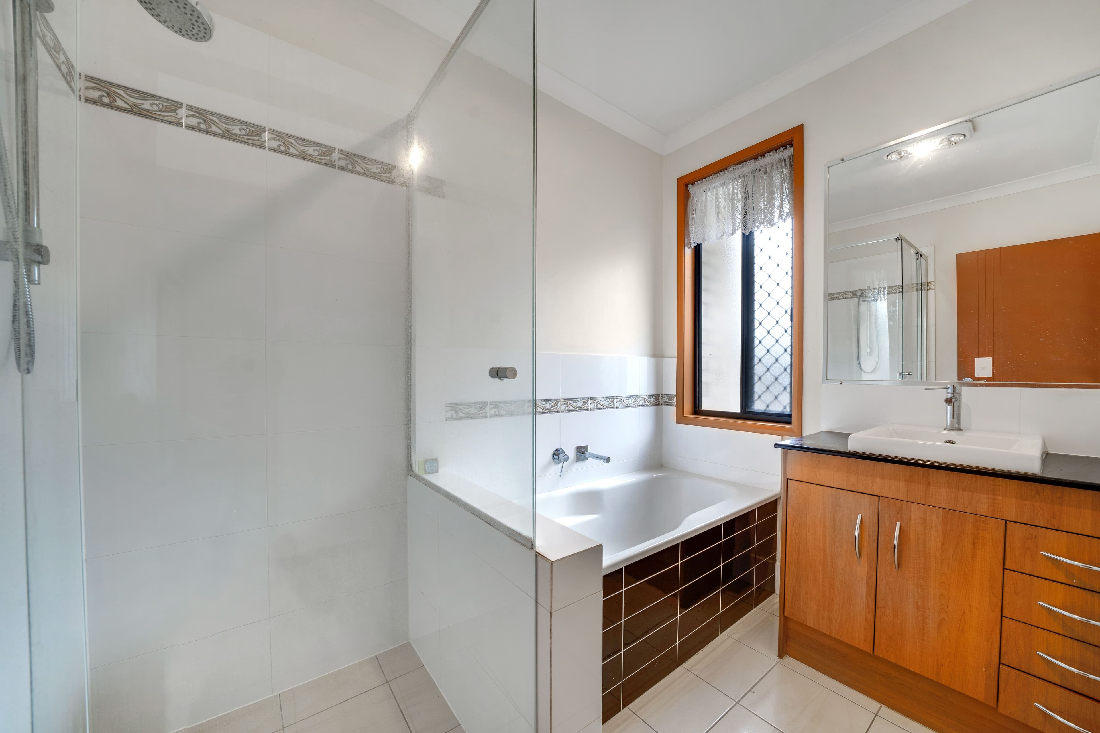 20 Bruce Crescent, Loganlea QLD 4131, Loganlea - Thumbnail 5
