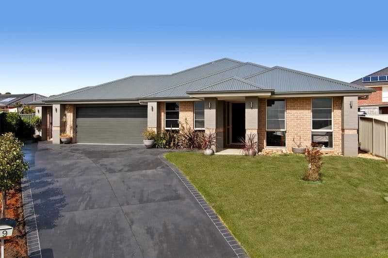 9 McLerie Street, HELENSBURGH NSW 2508, Helensburgh - Image 1