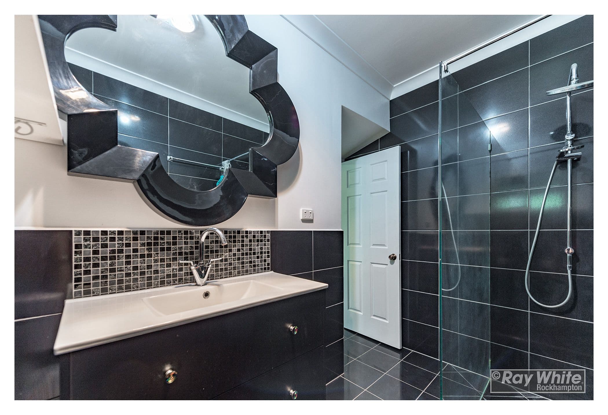 63 Spring Creek Close, The Caves QLD 4702, The Caves - Thumbnail 8