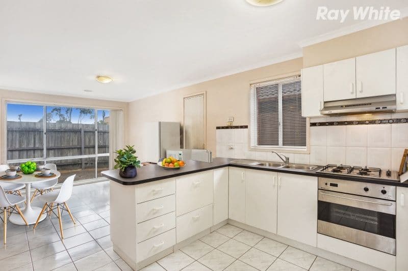 9 Sylvan Avenue, Keysborough VIC 3173, Keysborough - Thumbnail 3