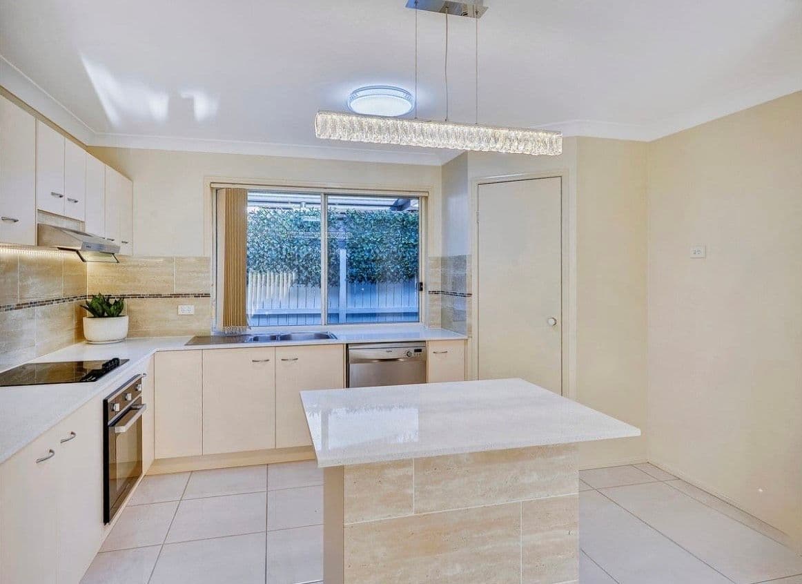 3 Balmoral Place, Forest Lake QLD 4078, Forest Lake - Thumbnail 4