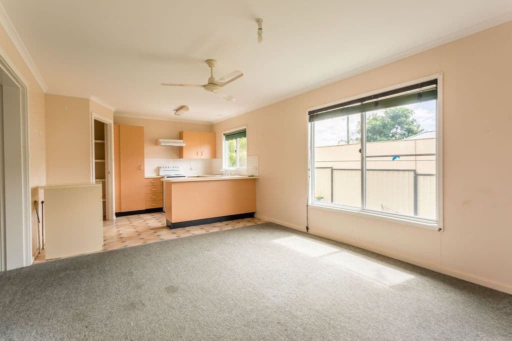 73 Burn Street, Capella QLD 4723, Capella - Thumbnail 3
