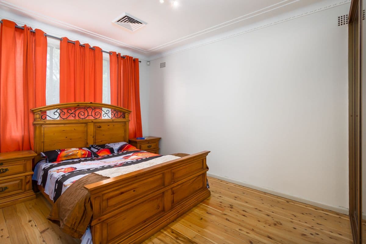 566 Great Western Highway, Pendle Hill - Thumbnail 4