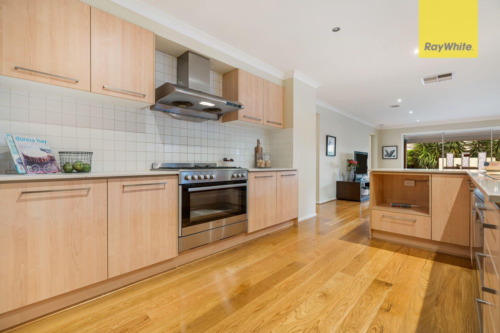 16 Argyle Way, Taylors Hill VIC 3037, Taylors Hill - Thumbnail 4