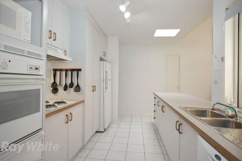 69 Sophy Crescent, BRACKEN RIDGE QLD 4017, Bracken Ridge - Thumbnail 3