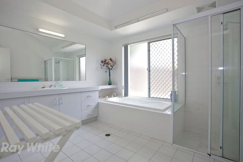 69 Sophy Crescent, BRACKEN RIDGE QLD 4017, Bracken Ridge - Thumbnail 5