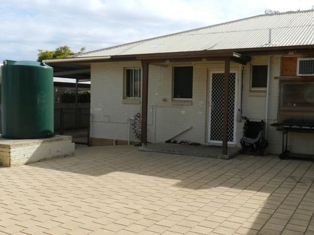 21 Coral Street, LOXTON SA 5333, Loxton - Thumbnail 7