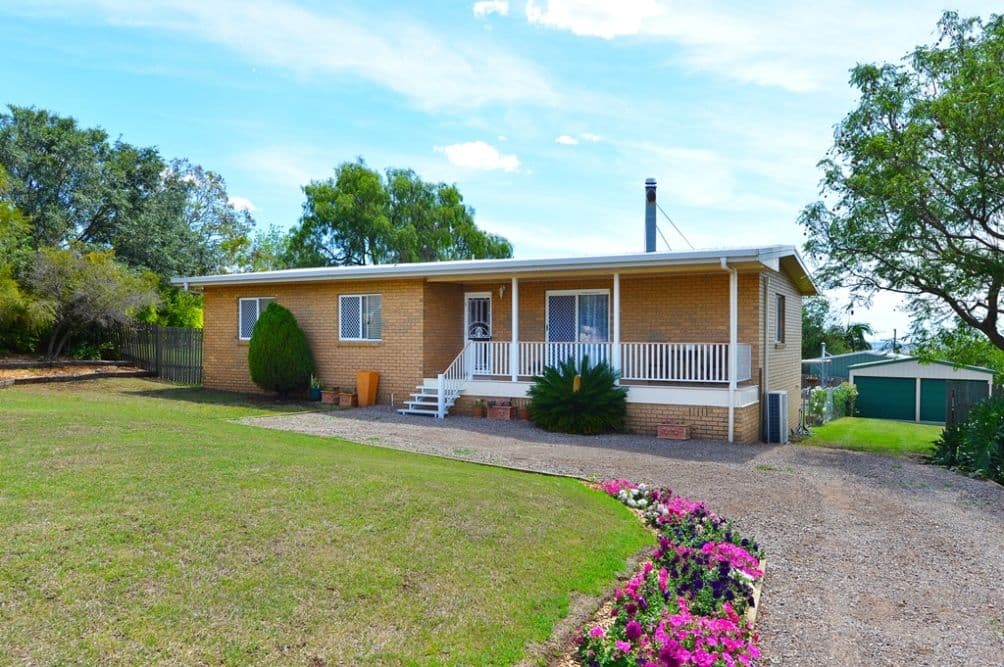 7 Warrina Court, KINGSTHORPE QLD 4400, Kingsthorpe - Image 1