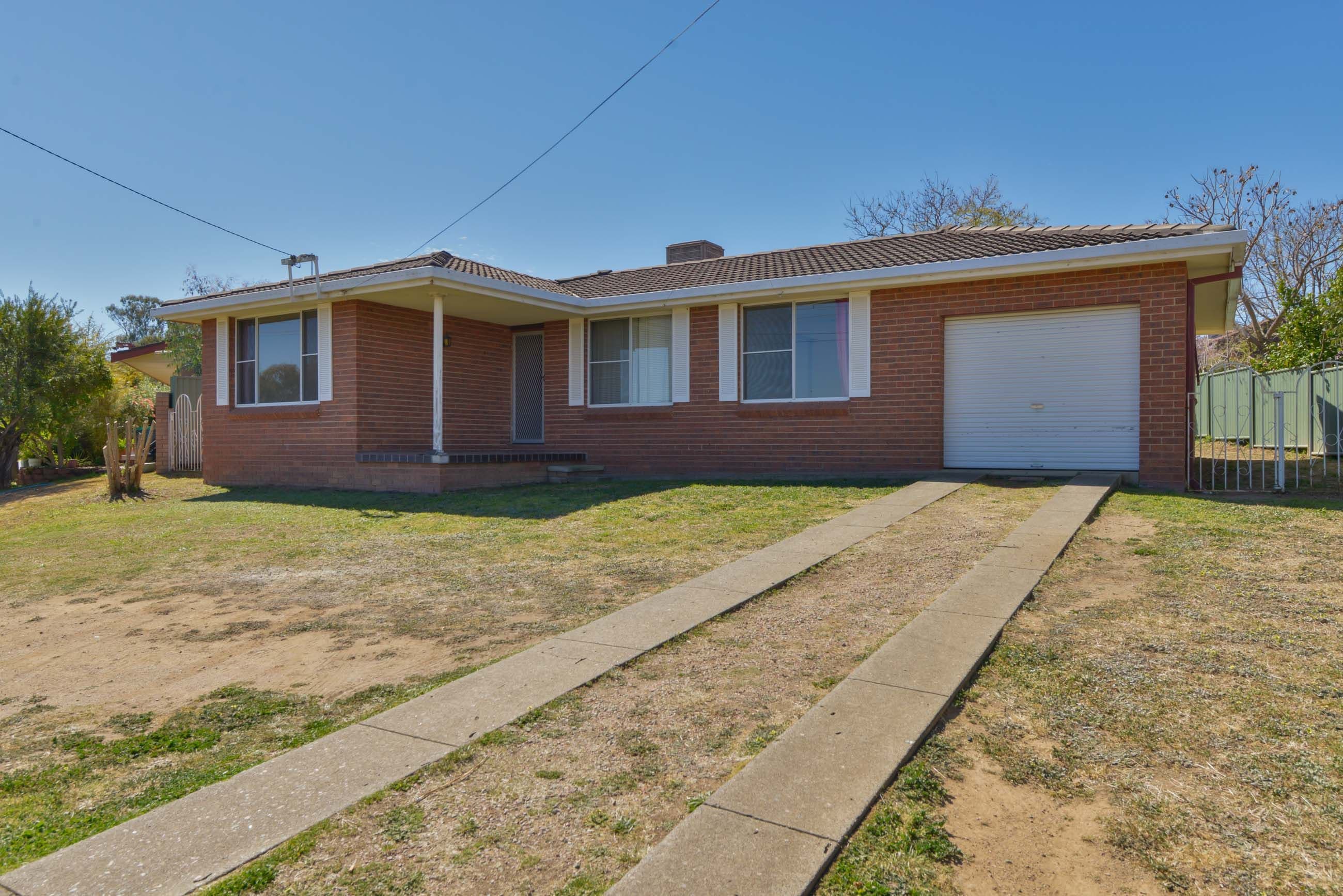 8 Jemmy Place, Tamworth NSW 2340, Tamworth - Thumbnail 2