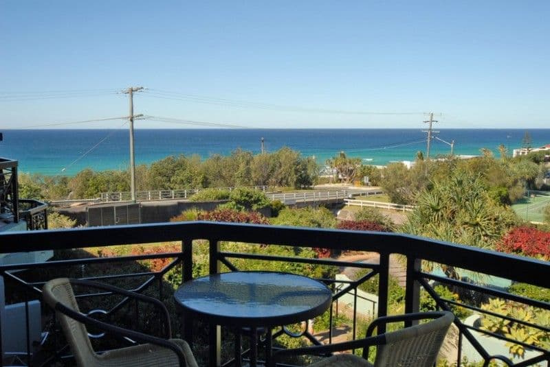 2 Orealla Crescent, SUNRISE BEACH QLD 4567, Sunrise Beach - Thumbnail 2