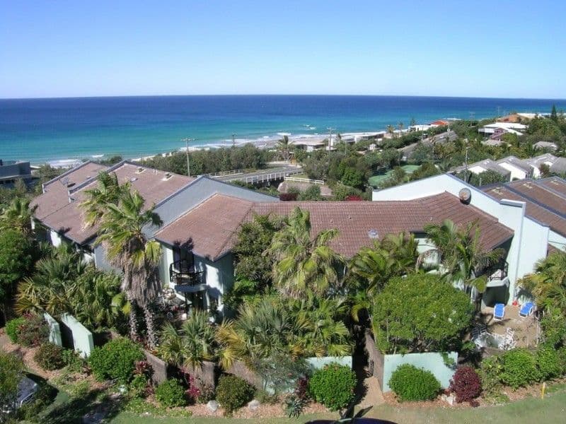 2 Orealla Crescent, SUNRISE BEACH QLD 4567, Sunrise Beach - Thumbnail 5