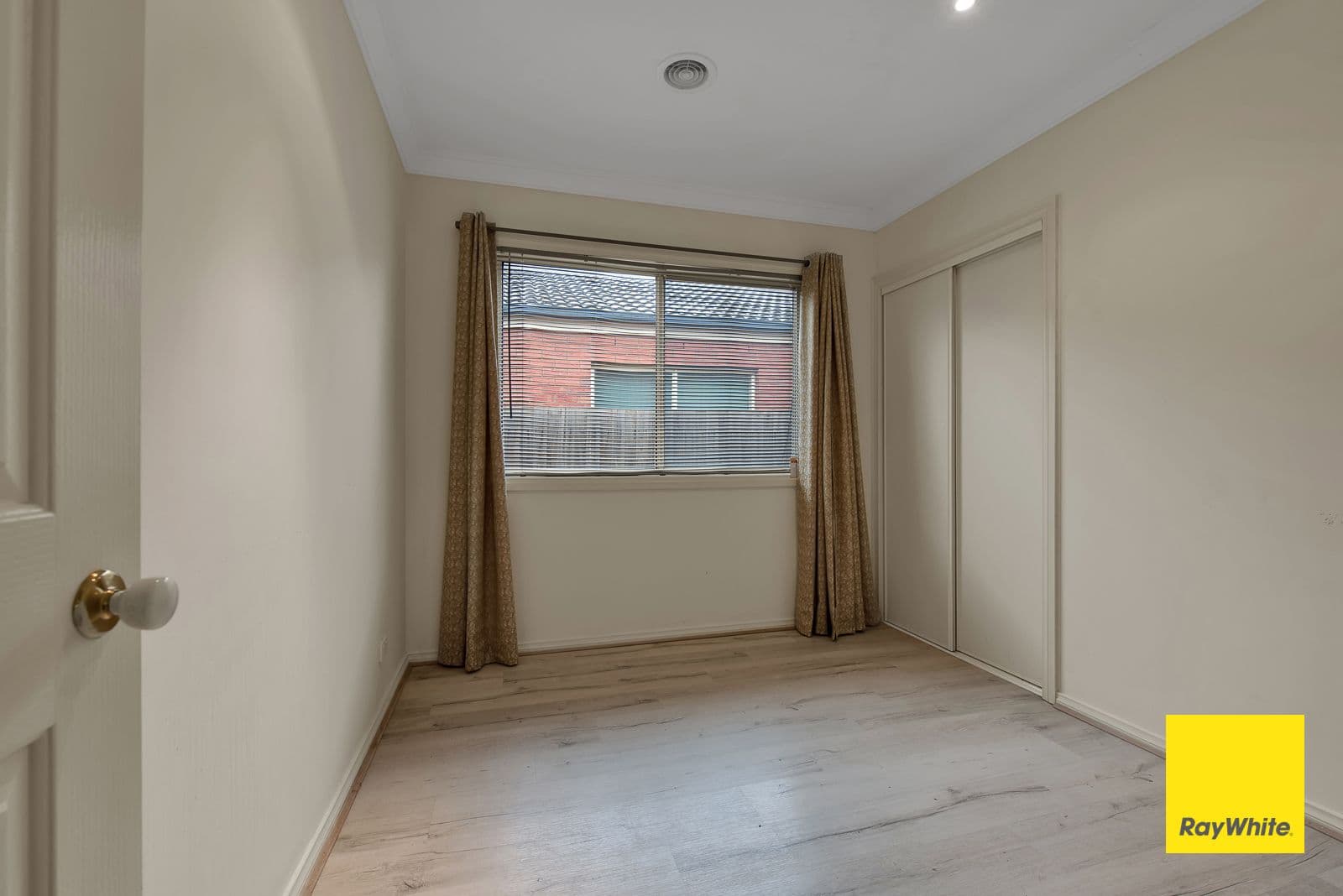 32 Ruby Place, Werribee VIC 3030, Werribee - Thumbnail 6