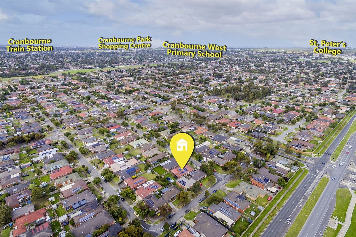 35 Dargy Amble, Point Cook - Thumbnail 2