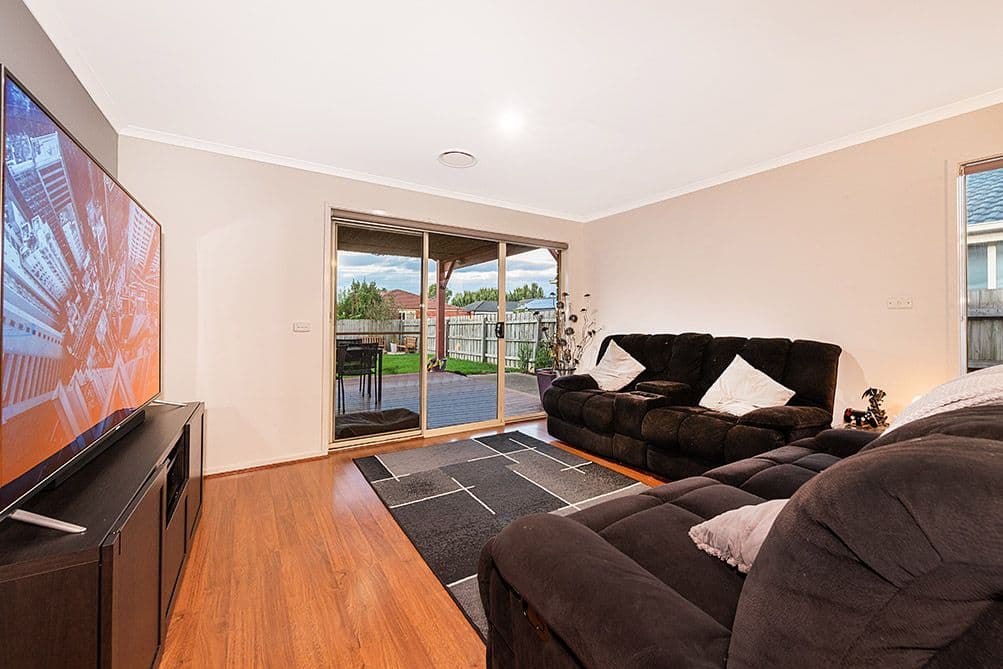 35 Dargy Amble, Point Cook - Thumbnail 5