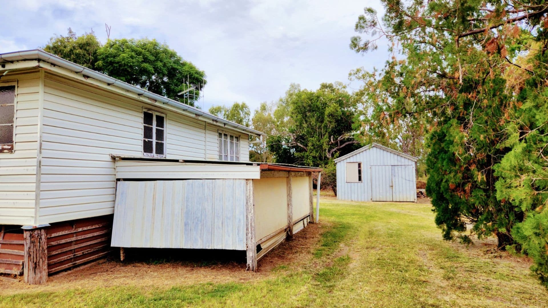 27 Simon Street, Gayndah QLD 4625, Gayndah - Thumbnail 3
