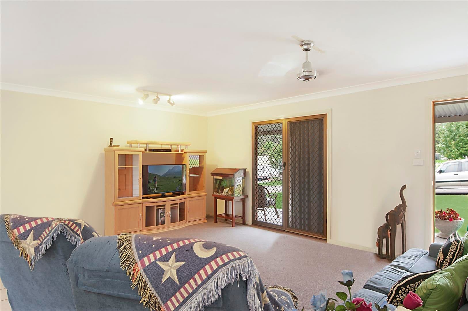 31 Skye Street, MORISSET NSW 2264, Morisset - Thumbnail 2