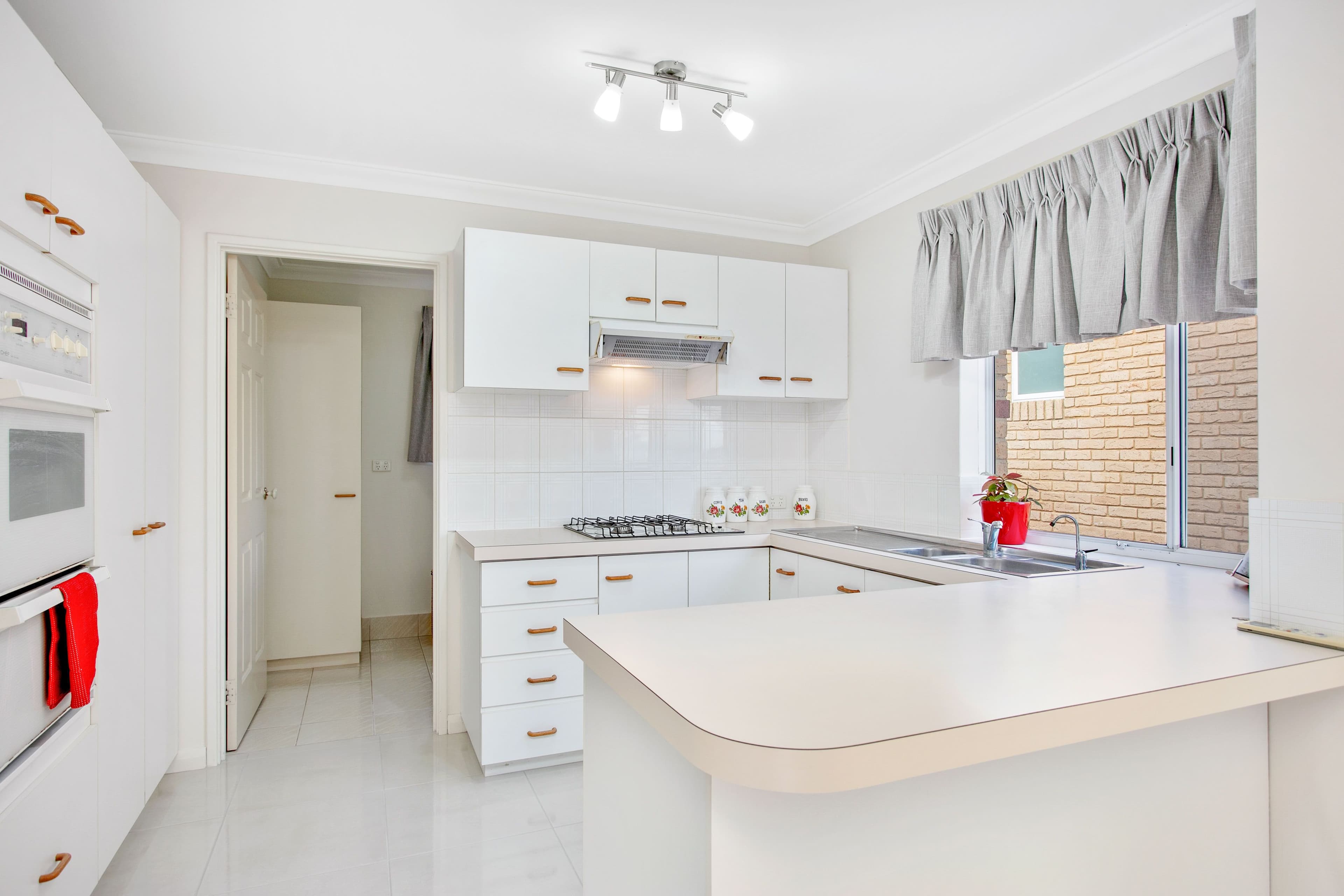 18 St John Wood Boulevard, Mount Claremont WA 6010, Mount Claremont - Thumbnail 7