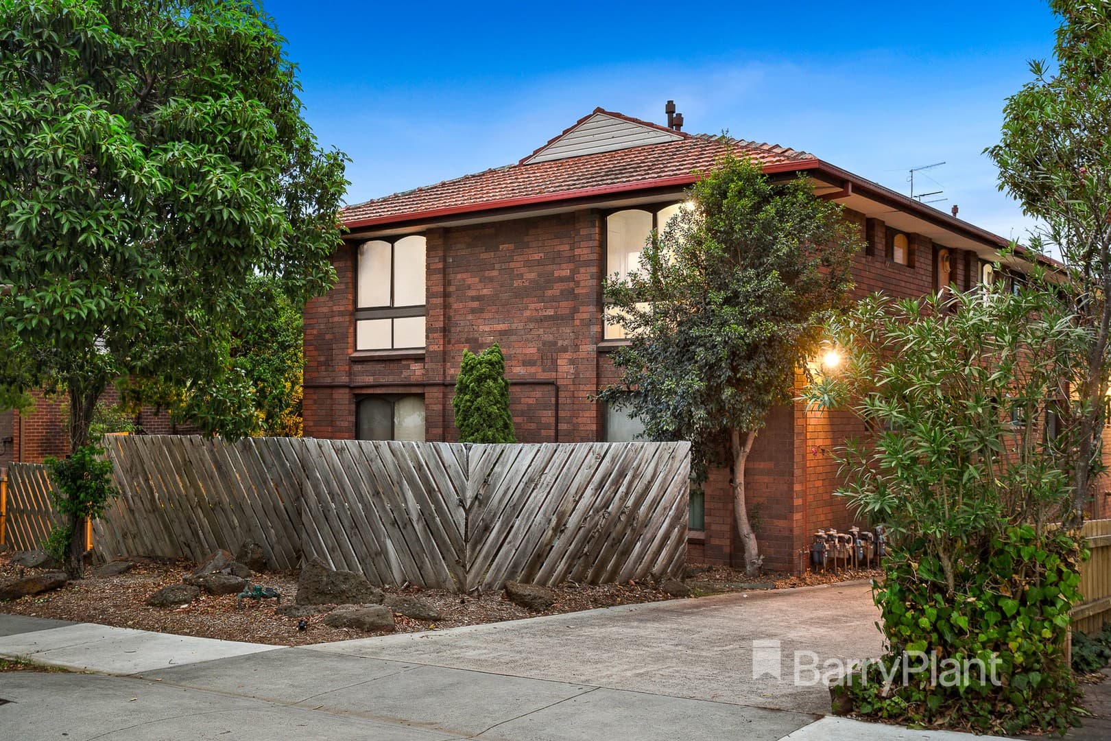 2/23 Firth Street, Doncaster, VIC 3108, Doncaster - Image 1