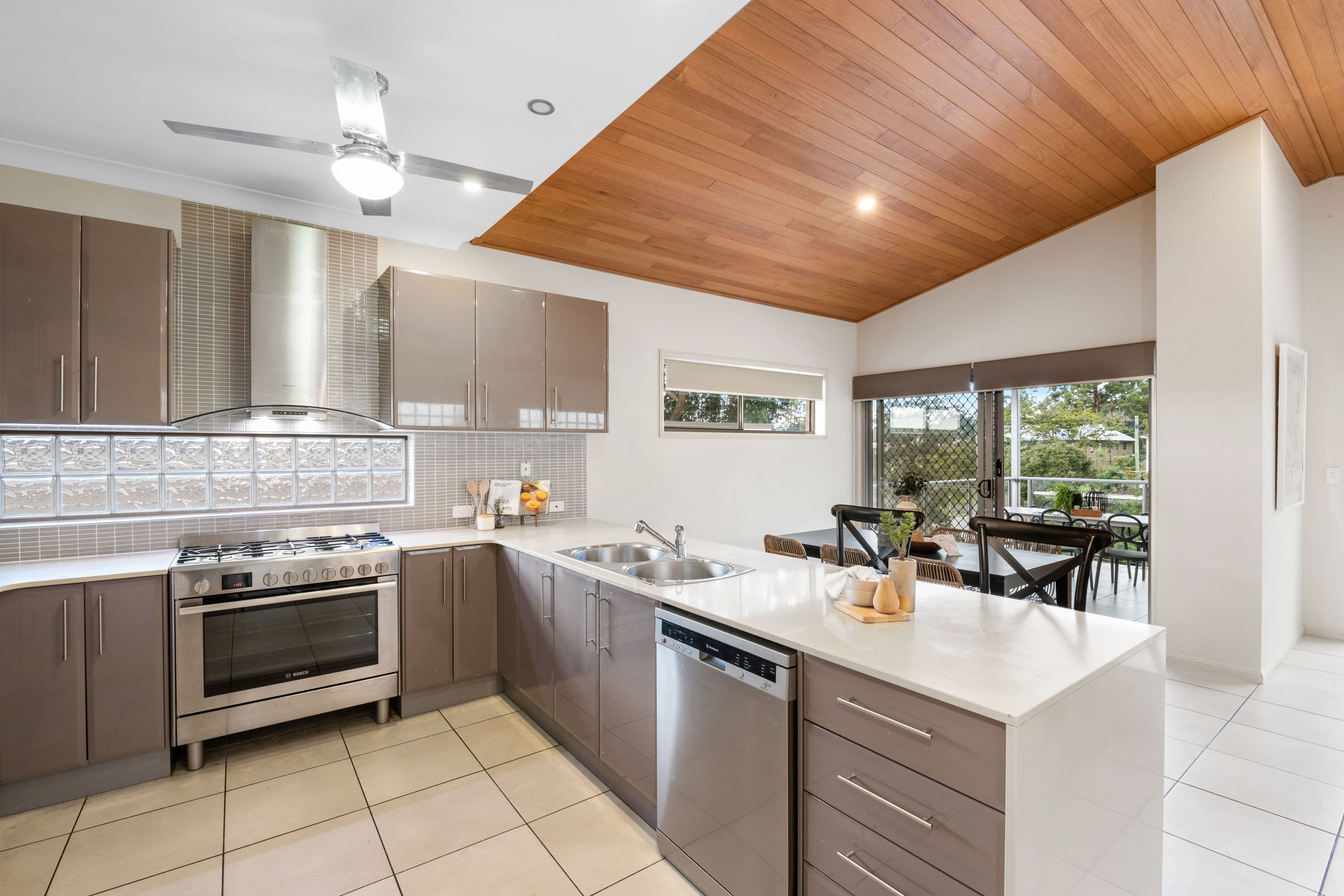 64 HIGH Street, Mount Gravatt QLD 4122, Mount Gravatt - Thumbnail 4
