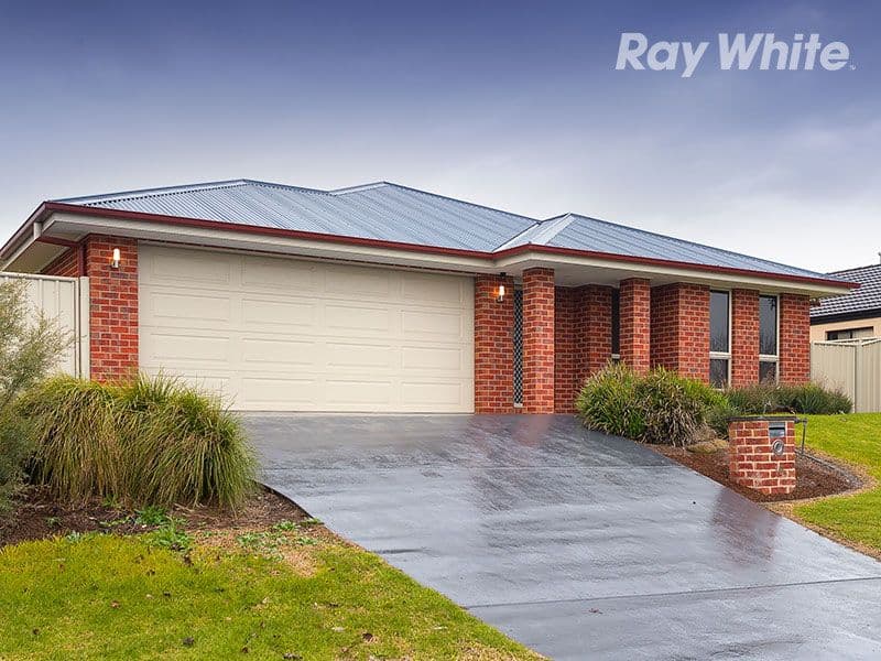 16 Montclair Avenue, WODONGA VIC 3690, West Wodonga - Image 1