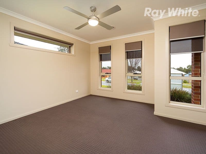 16 Montclair Avenue, WODONGA VIC 3690, West Wodonga - Thumbnail 3