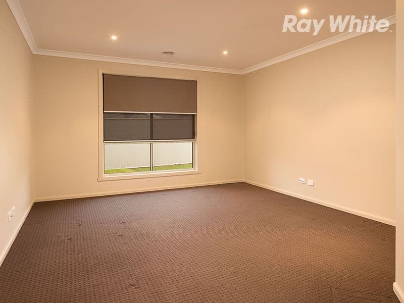 16 Montclair Avenue, WODONGA VIC 3690, West Wodonga - Thumbnail 5