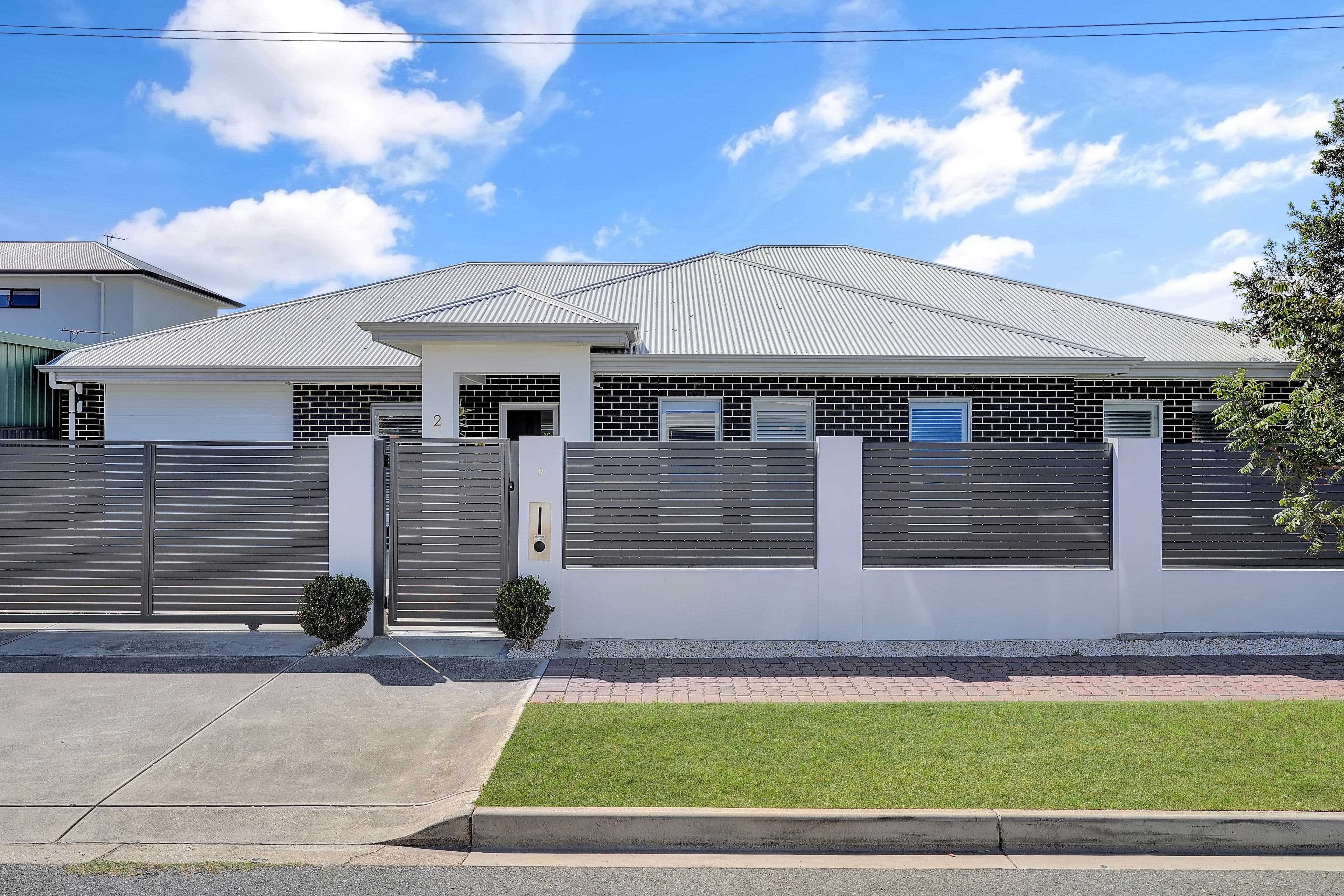 2 Ian Street, Grange SA 5022, Grange - Thumbnail 2