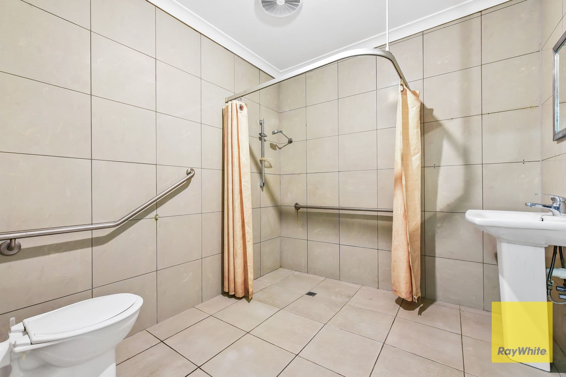 11-13 Dawn Avenue, Dandenong VIC 3175, Dandenong - Thumbnail 8