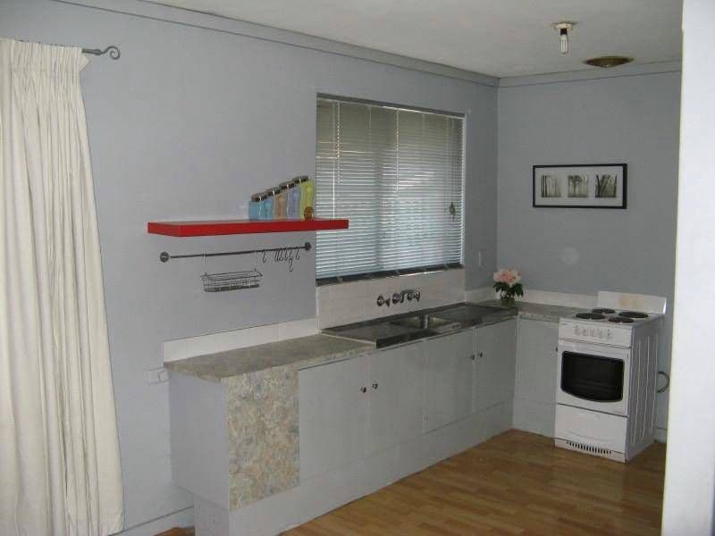 25 Woodhams Street, WILLAGEE WA 6156, Willagee - Thumbnail 2