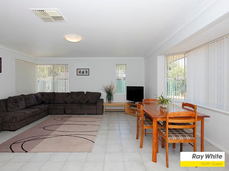 46 Warburton Avenue, PADBURY WA 6025, Padbury - Thumbnail 2