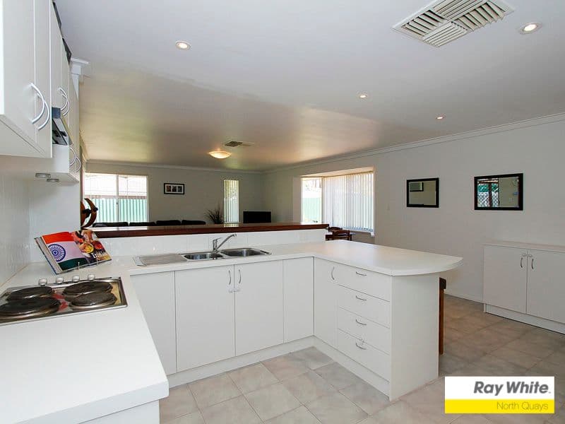 46 Warburton Avenue, PADBURY WA 6025, Padbury - Thumbnail 5