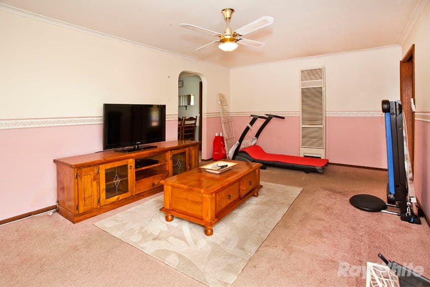 30 Zerfas Street, Scoresby VIC 3179, Scoresby - Thumbnail 2