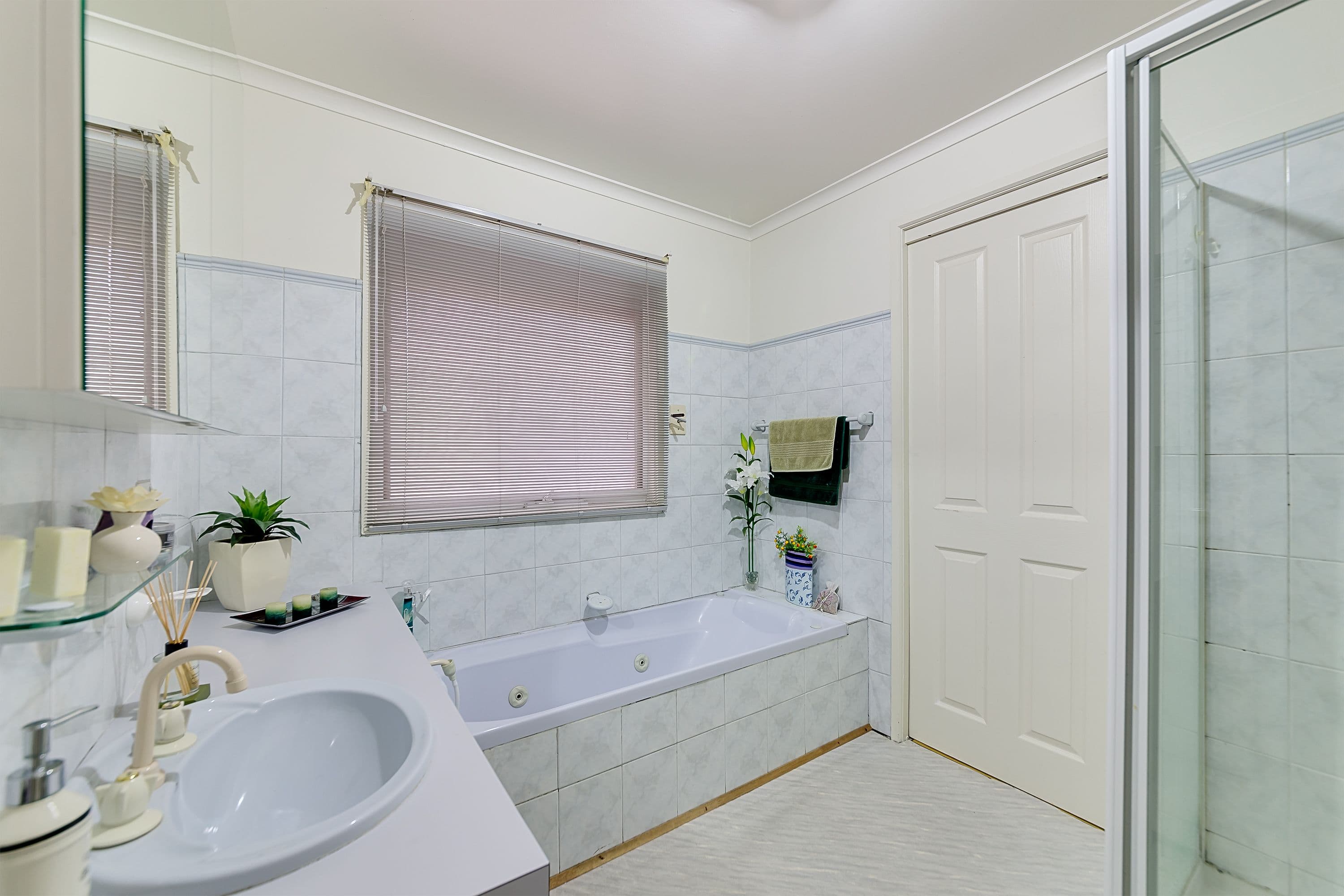 1 Madigan Crescent, Mill Park VIC 3082, Mill Park - Thumbnail 8